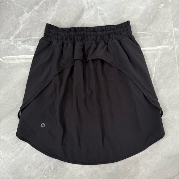 Women’s Lululemon Hotty Hot High Rise Skirt Shorts Skort Pockets Size 4 - Picture 11 of 16
